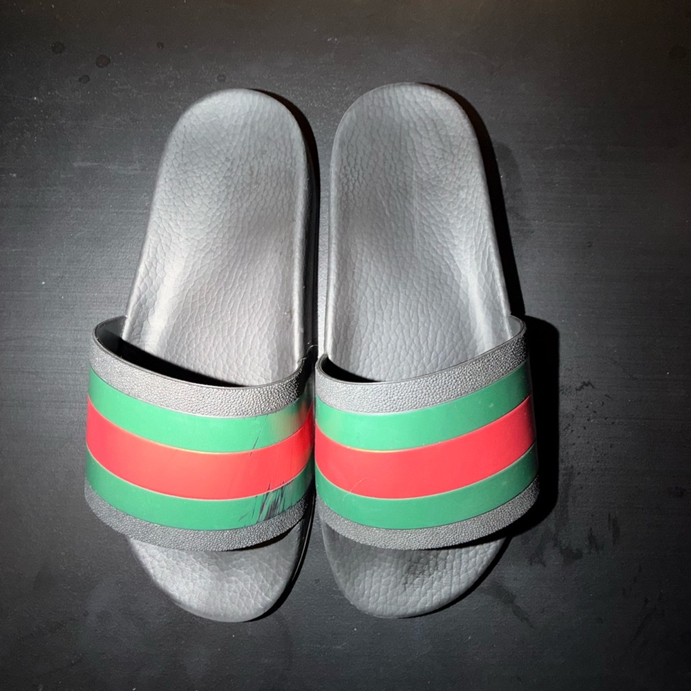 Gucci Gray Slides with Green and Red Stripes - Picture 5 of 7